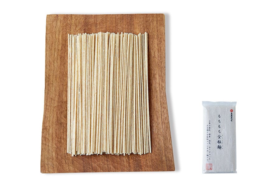 もちもち全粒麺 お徳用10袋入〈160g×10〉5,238円。