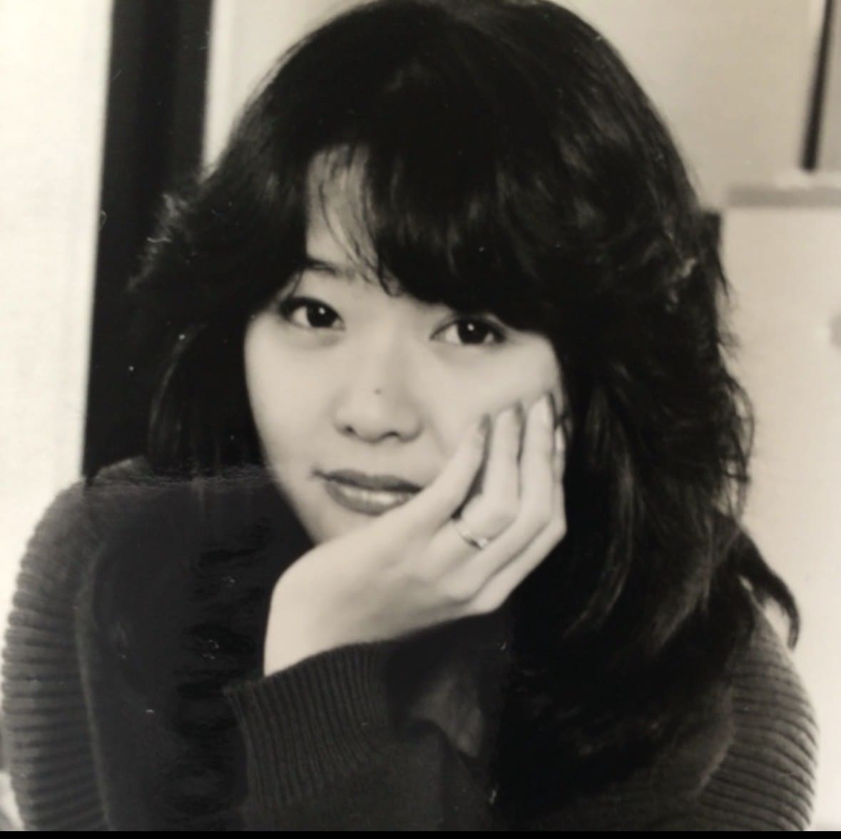 23歳。中森明菜さんのヘアやメイクをマネしていました。