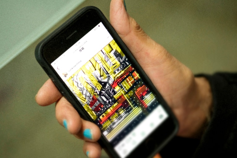 浅野順子さんがスマホで描いた作品。