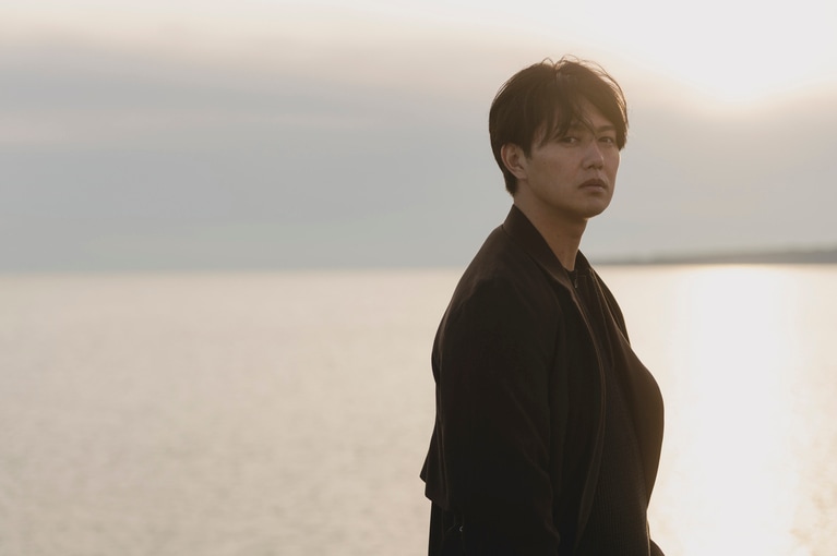 佐渡・宿根木に残る原風景に魅せられて。俳優・工藤阿須加さんと江戸時代にタイムスリップ【通いたくなる島、佐渡】