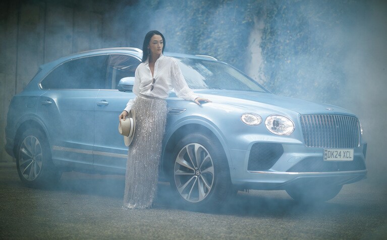 「ベントレー ベンテイガ」4.0LV8ツインターボ 排気量3.996㏄ AWD/8AT 全長5,125mm、 全幅2,222mm、 全高1,728mm 26,499,000円／ベントレーモーターズ ジャパン