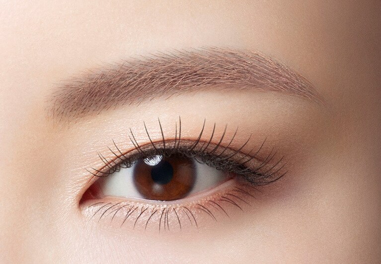 BR-3 アッシュブラウン。ややドライな印象がクールでお洒落なブラウン。