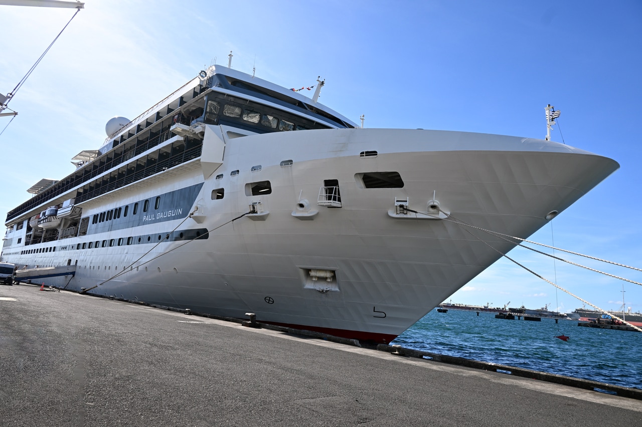 タヒチゆかりの画家の名前を冠する、この地ならではのクルーズシップ。