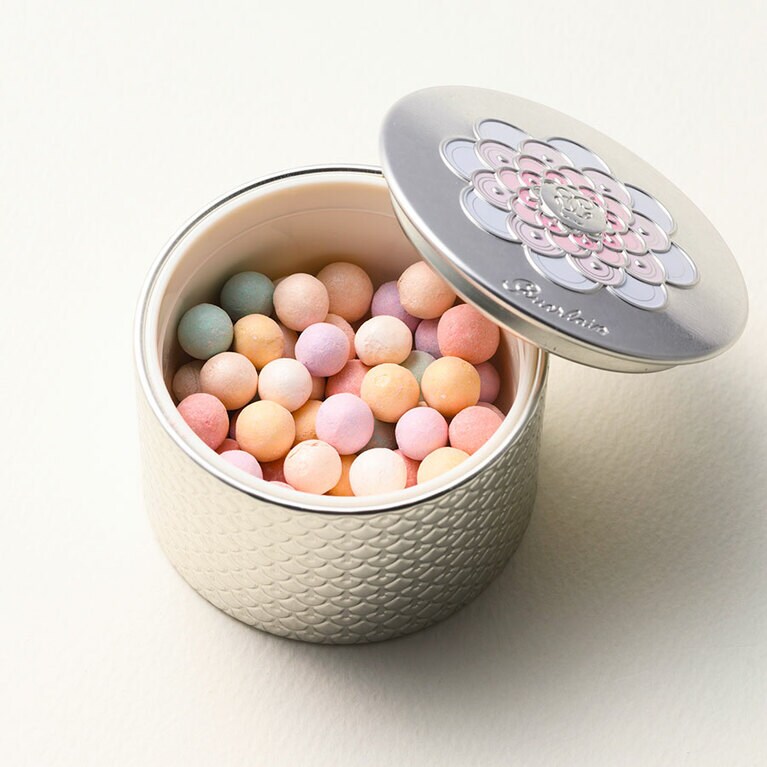 メテオリット ビーユ 全3種 8,470円／ゲラン