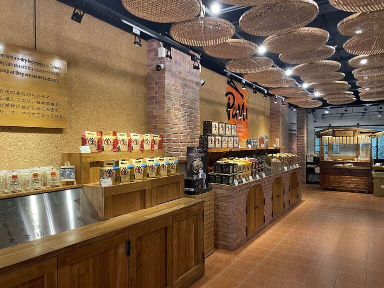 味や食感をしっかり確かめてから購入できるのがうれしい。