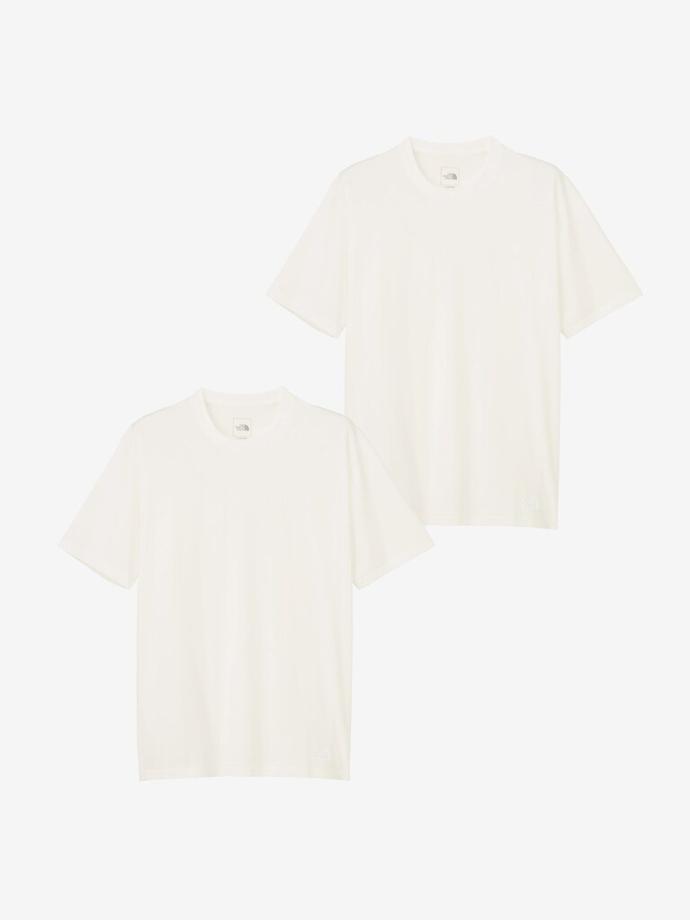 「ショートスリーブフラッシュドライパックティー」（ユニセックス／8,800円）。しなやかな肌触りのTシャツ同色2枚パック。洗濯後に乾きやすいのも嬉しい。