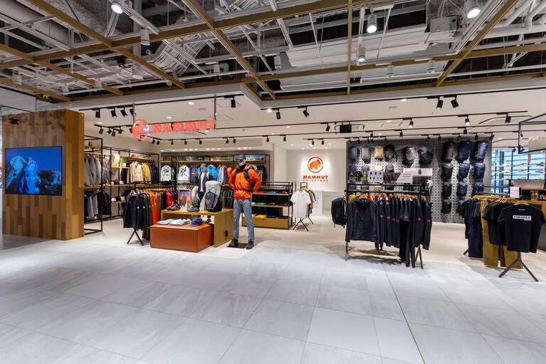 “日本一楽しい街”博多に誕生した日本一楽しいアウトドアストア「マムート 福岡天神」