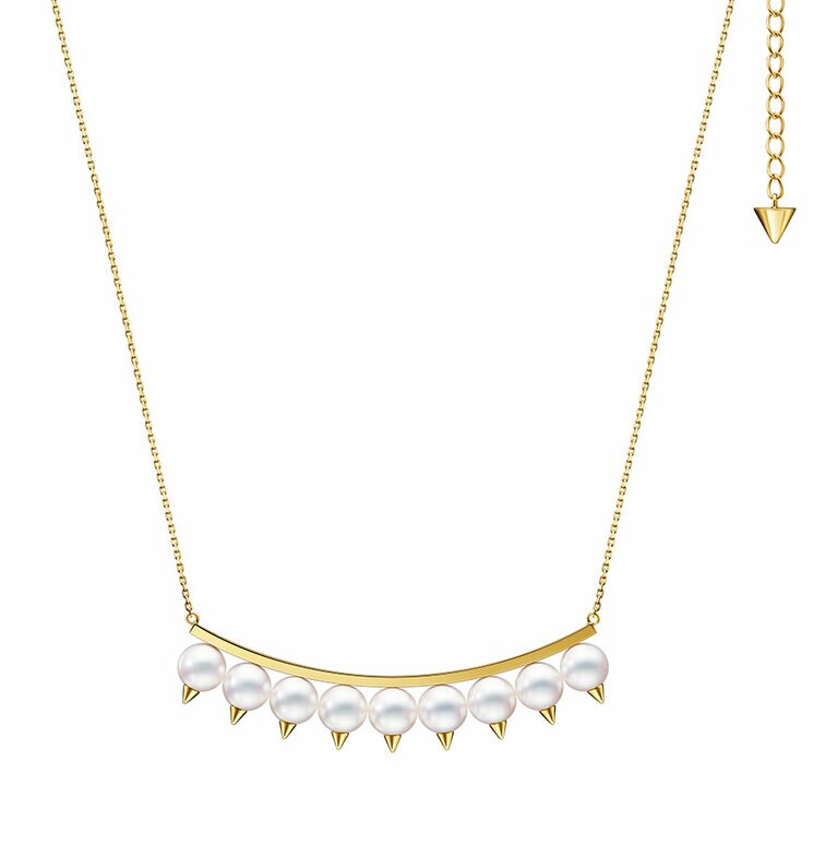 デインジャープラスネックレス イエローゴールド／あこや真珠 638,000円。