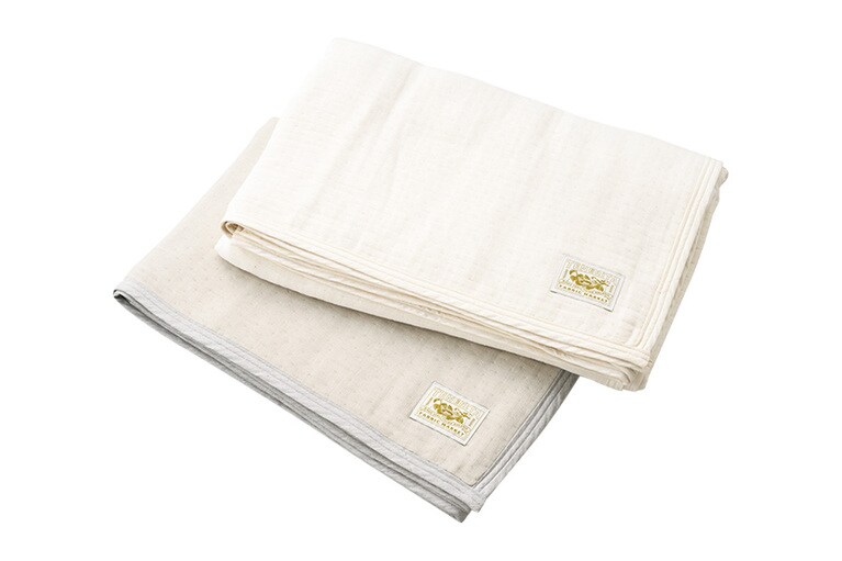 「コットン6重ガーゼシングルケット」各約140×190cm 20,900円／テネリータ