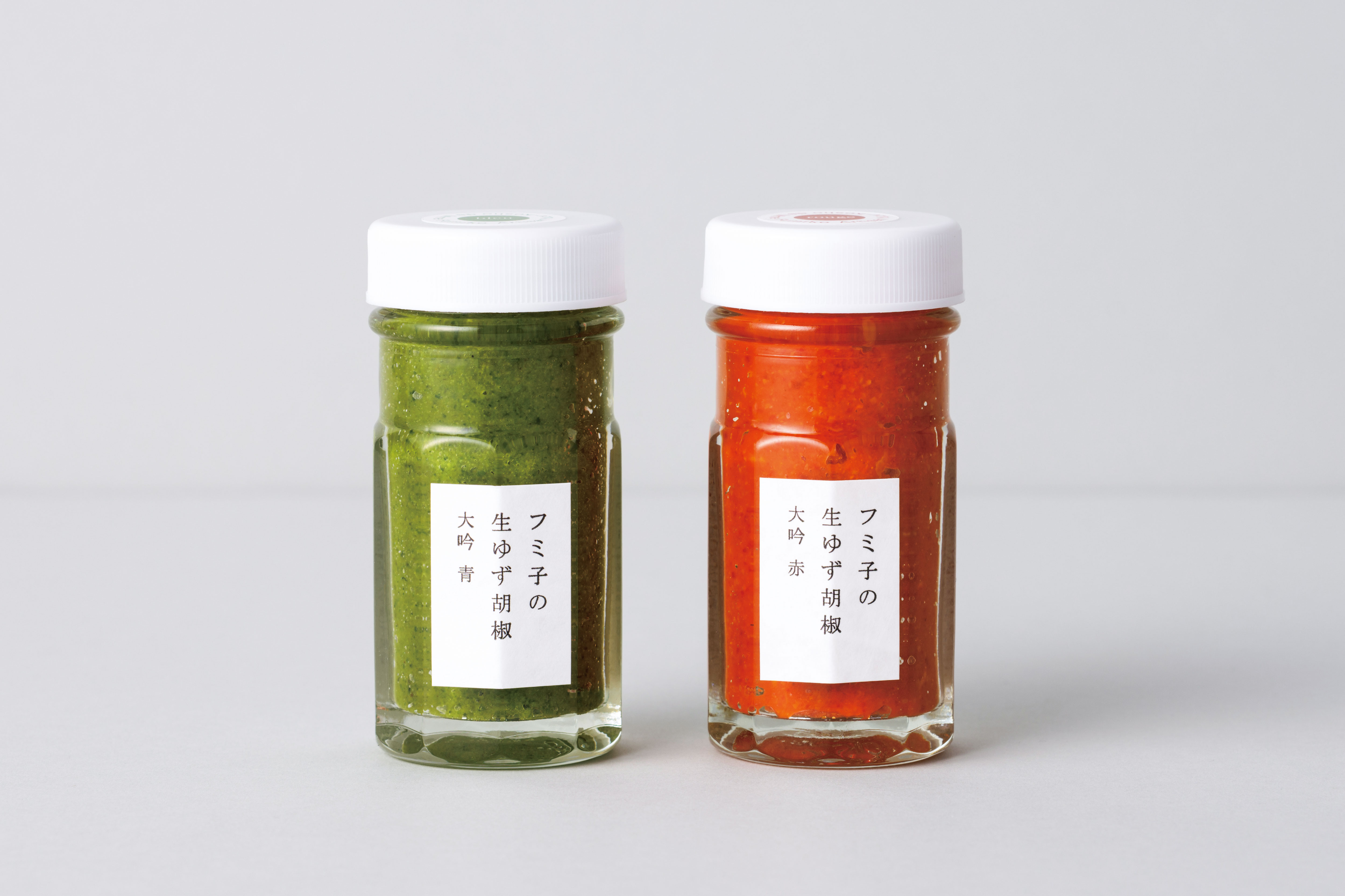 辛党さんに贈る生ゆず胡椒ギフト（青＆赤） 55g×2本セット 3,980円／フミ子印