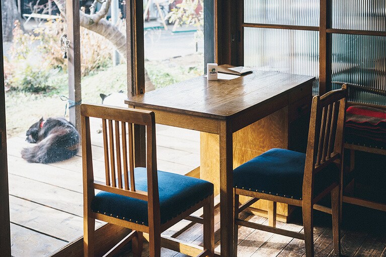 テラスに面し、明るくて開放的。