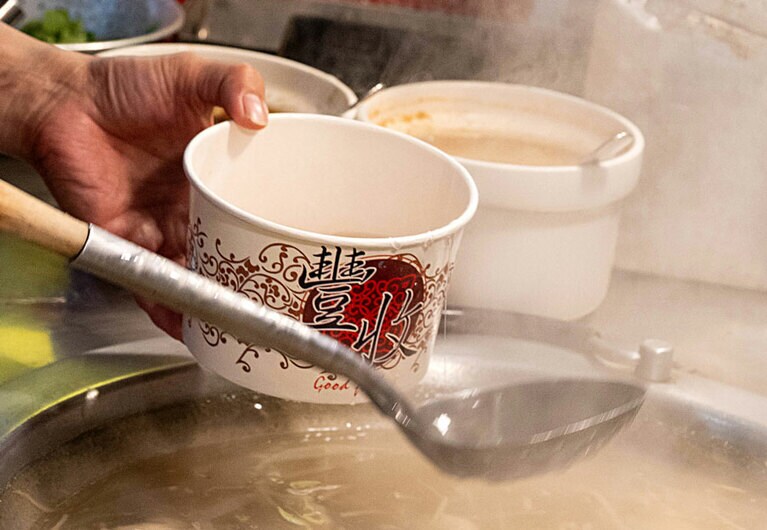 「兩喜號」店内の様子。