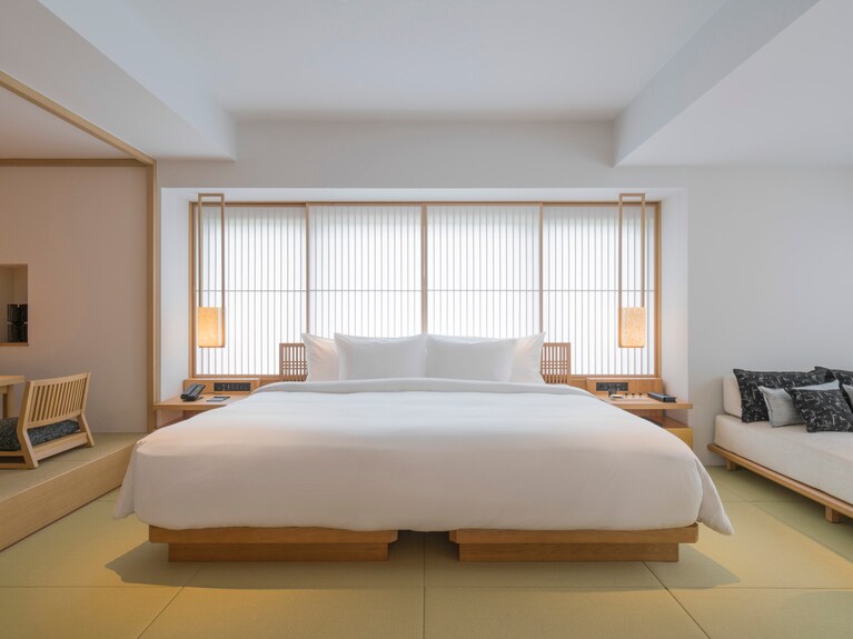 静謐を湛える空間にこのホテルの美意識が凝縮しています。