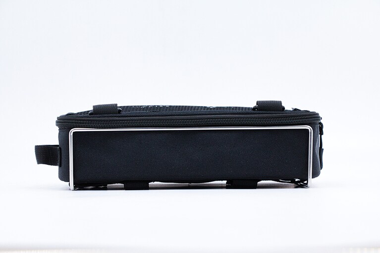 フロートケース。