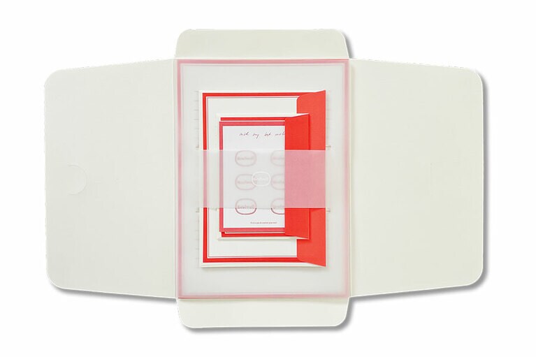 赤レターセット9,000W／LCDC SEOUL内「geulwoll」