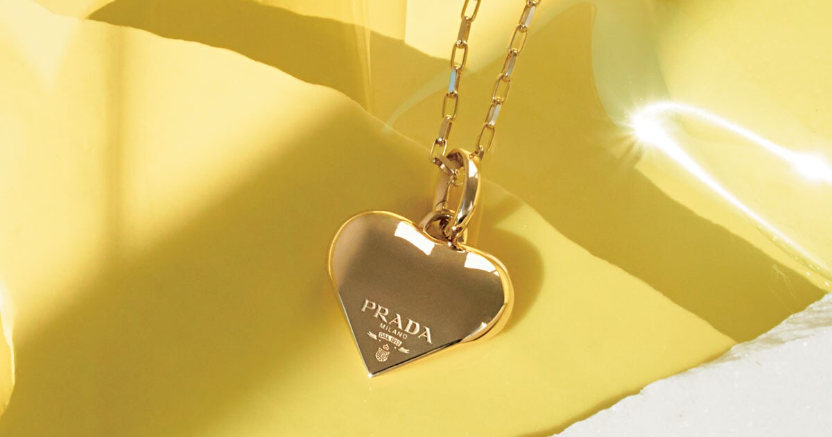 プラダ　PRADA ハート　ネックレス　ゴールドチェーン　リボン 意外性にときめくハートのネックレス 「ETERNAL GOLD」プラダ初の