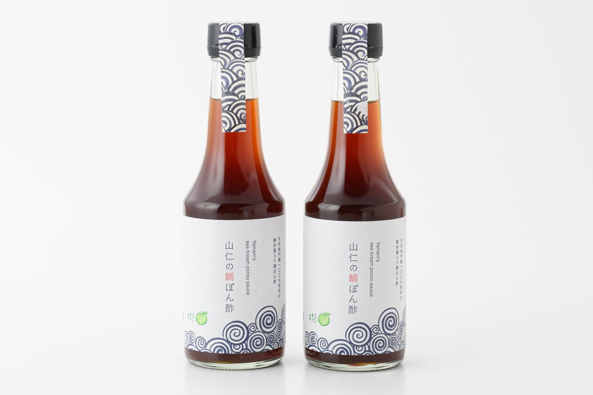 山仁の鯛ぽんず 各300ml 720円／山仁産業