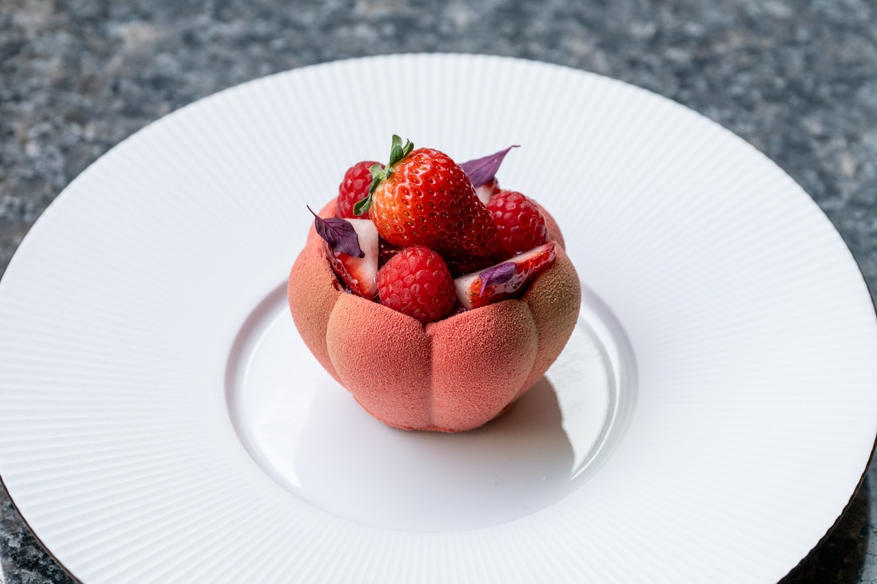 「ベリーのシャルロット」1,200円。