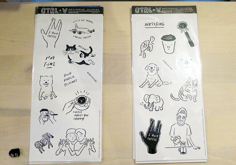 シールのほか、マスキングテープやバッジも。