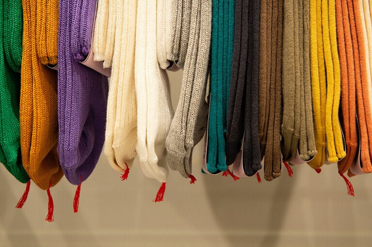 heavy duty cotton socks(全9色)各 1,600円。