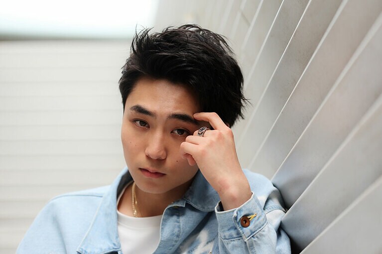 「“東京の若者みたいな経験”をしたことがないんです」