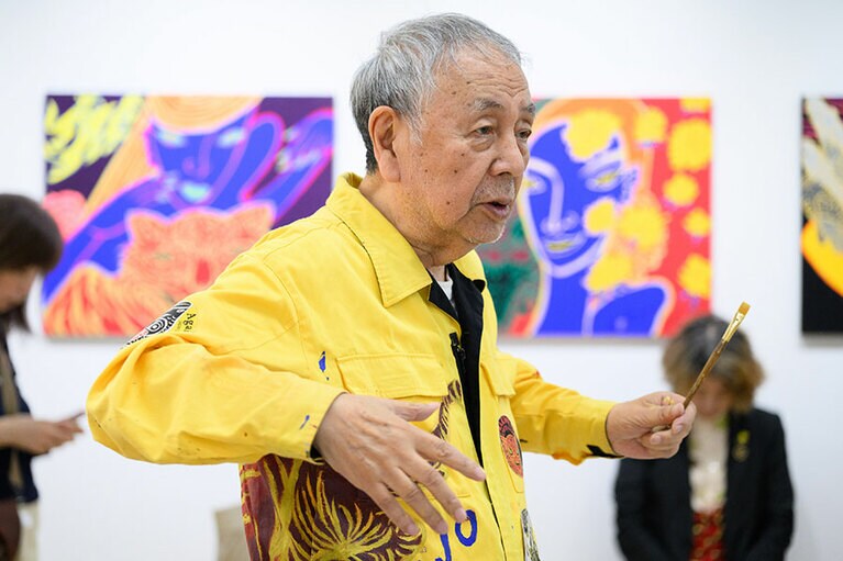 軽妙なトークを次々と繰り出しながら、驚くほどスピーディに描き進めるキーヤンの制作風景。ロックな生きざまが人柄と作品からほとばしっています。