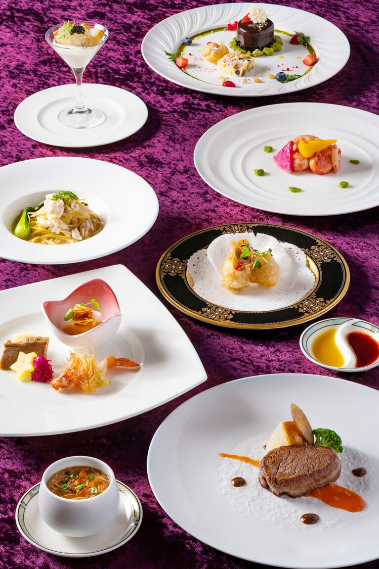 中国料理レストラン「シルクロードガーデン」には、クリスマススペシャルメニューが登場！　期間：2021年11月1日～12月25日。