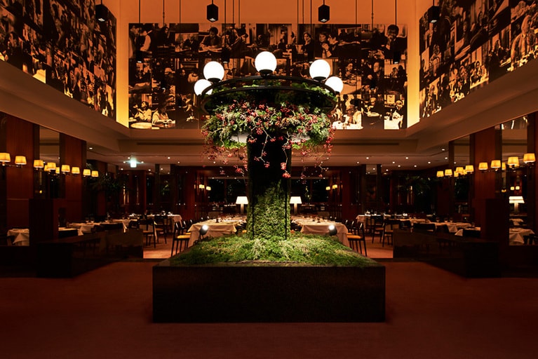 「パークハイアット東京」の過去のクリスマスツリー。