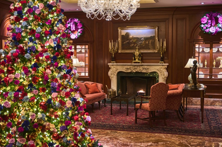 ソファからもツリーを眺めて。