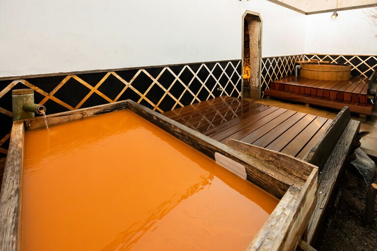 国民宿舎さんべ荘［島根／三瓶温泉］露天風呂 代官の湯。