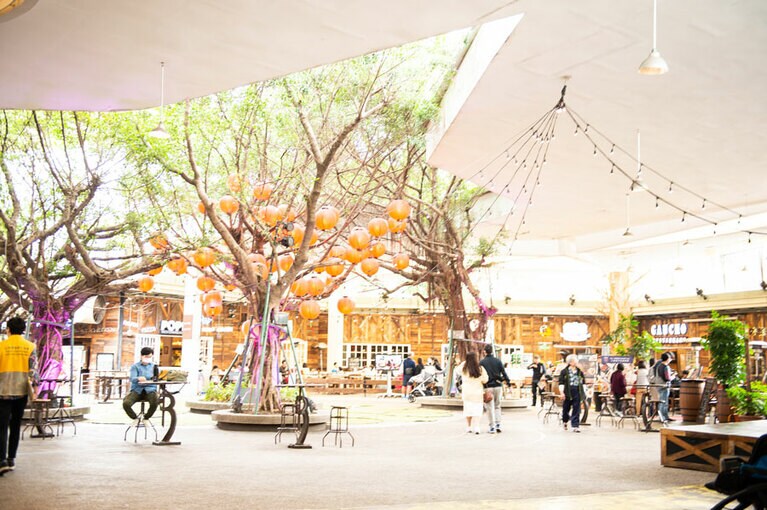 園内のレストランエリア。