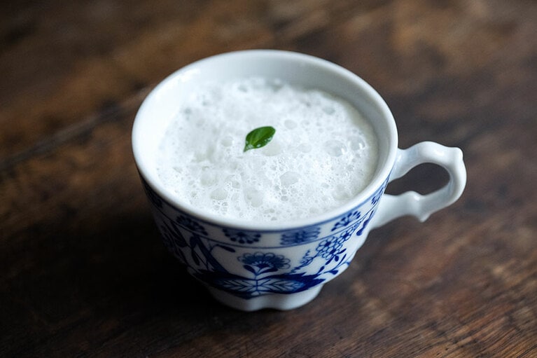 “茄子の冷たいポタージュ 生姜風味”。