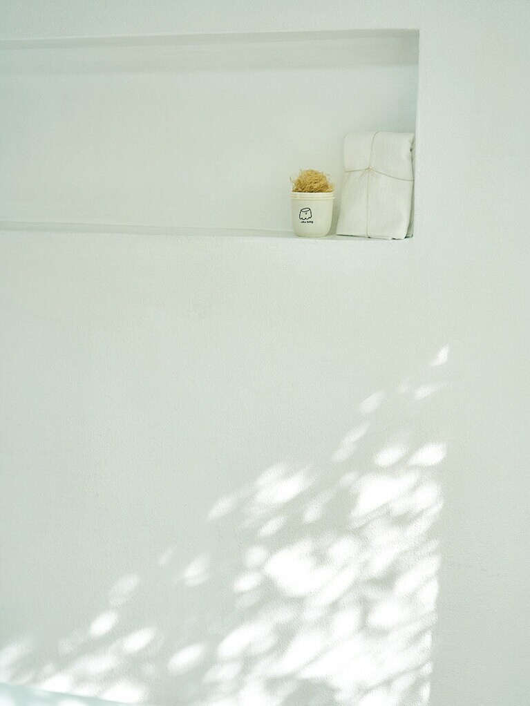 翰林にある「ウム」「ウムソープ」は해녀（ヘニョ）と呼ばれる海女さんが収穫した天草のプリンと石鹸やスキンケアの商品を展開。グリーンブリーズプリン石鹸 W34,000。（ウム・ ウムソープ）