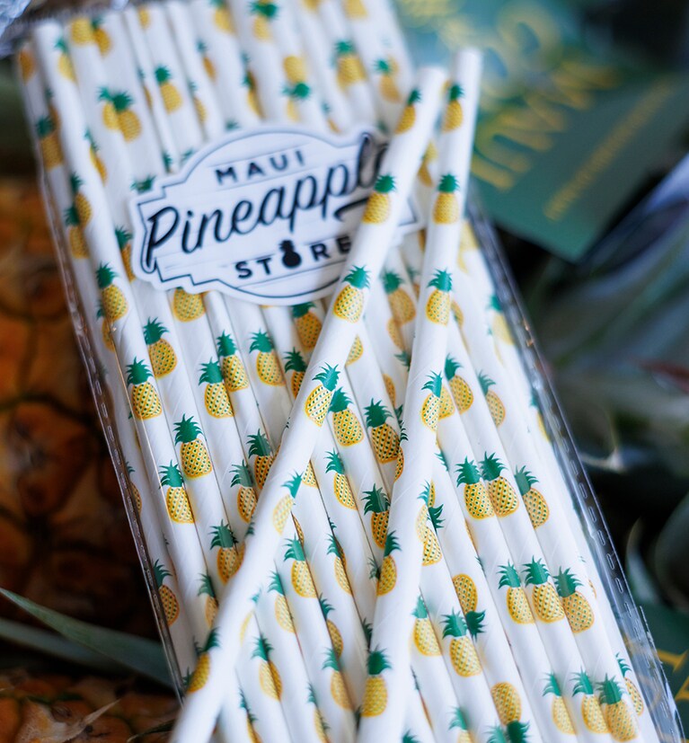 パイン柄紙製ストロー 5ドル。