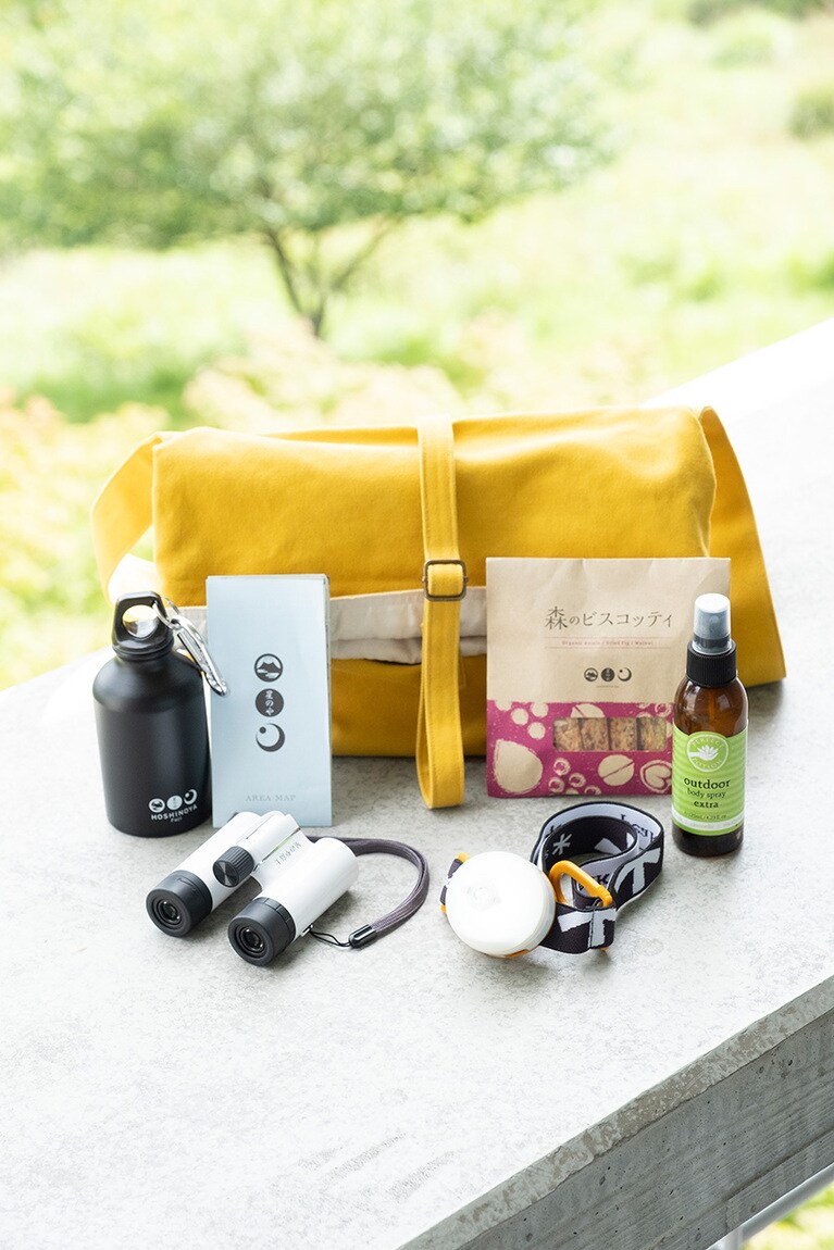 すると、グランピングアイテムを詰めて渡してくれる。