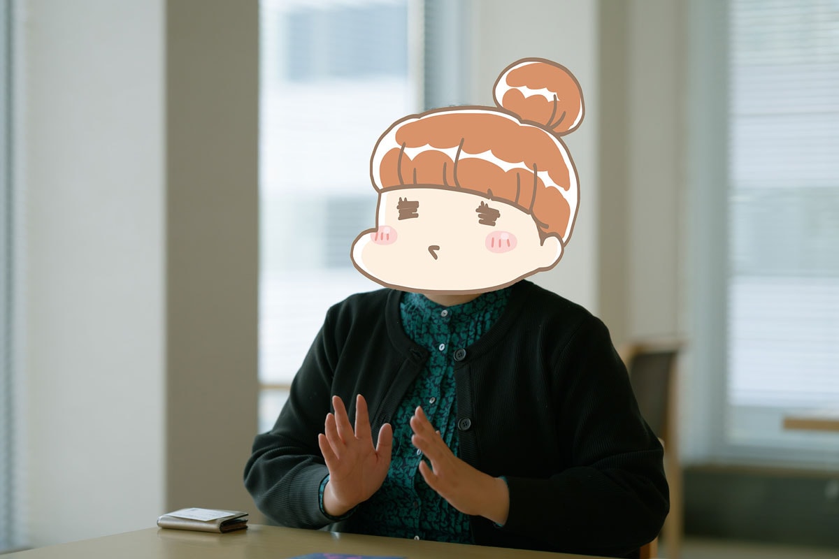 『今日、地震がおきたら』作者のアベナオミさん。