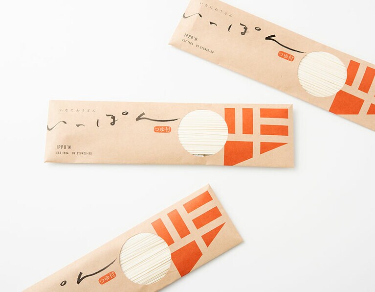 いっぽん 各麺100g、つゆ20ml 400円／いなにわうどん しゅんぞう堂