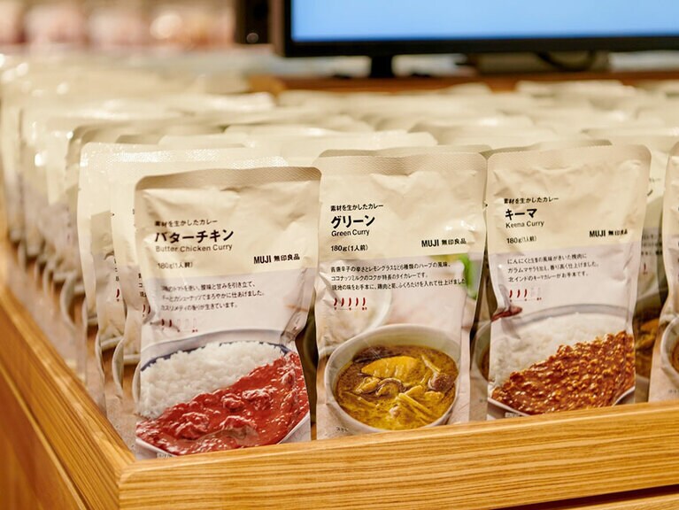 定番のカレーもやっぱりうれしい。