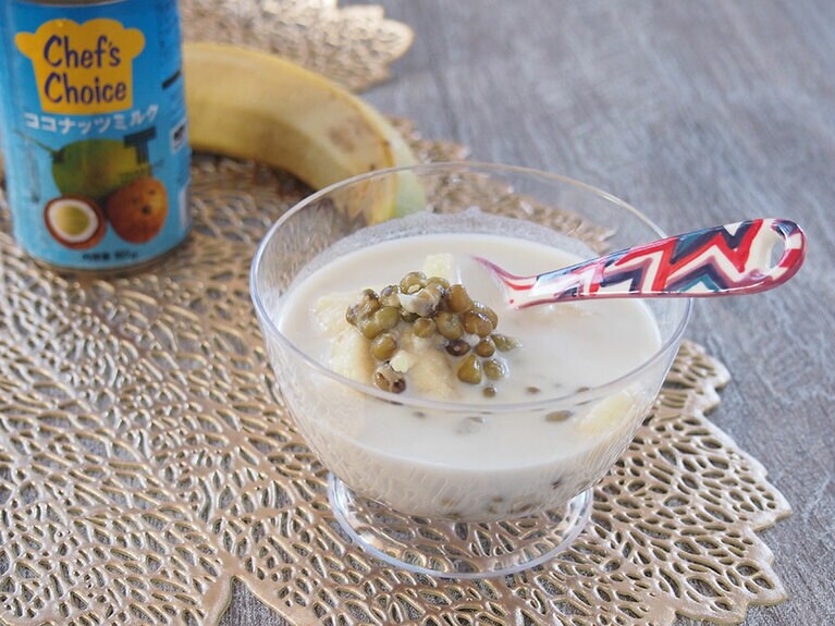 バナナと緑豆のココナッツミルクスープ。