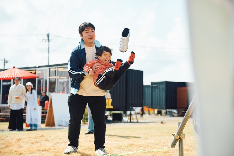 おとなもこどももおねーさんも。イベント参加者のみんなが楽しんでいた。