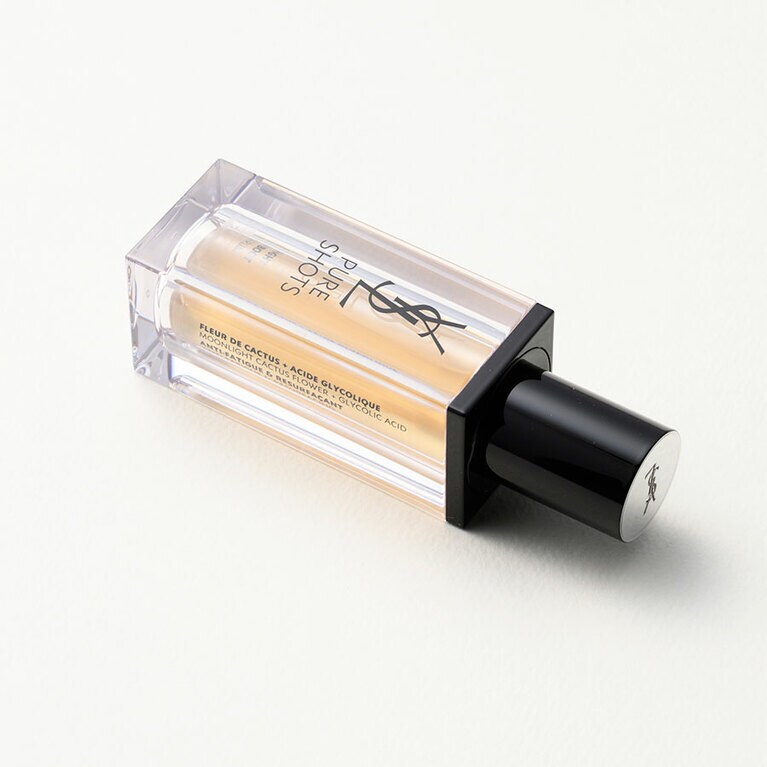 ピュアショット ナイトセラム 30mL 13,310円／イヴ・サンローラン・ボーテ