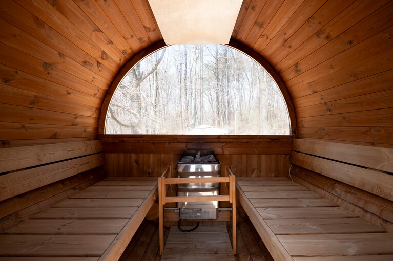 軽井沢の自然を肌で感じながら、心身をリセットしてくれるディスティネーションサウナ「kaveri」へ
