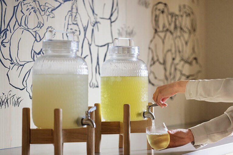 おいしい湯上がりドリンクで水分補給を。