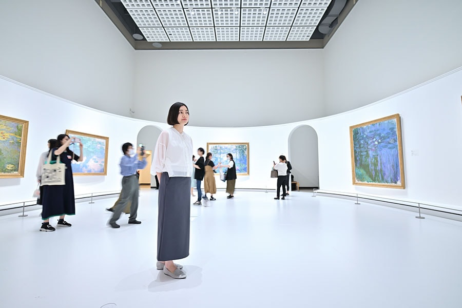 ©文藝春秋　「モネ 睡蓮のとき」展示風景、国立西洋美術館、2024-2025年　報道内覧会時撮影