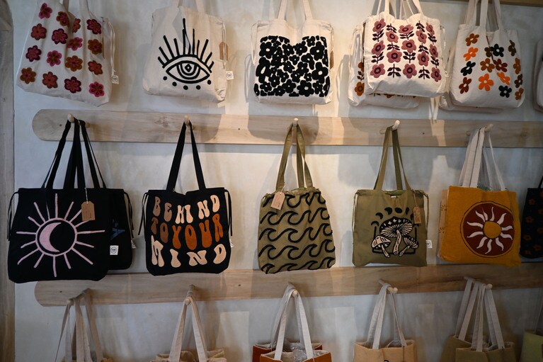 TOKOの布バッグ。普段使いもできそう。