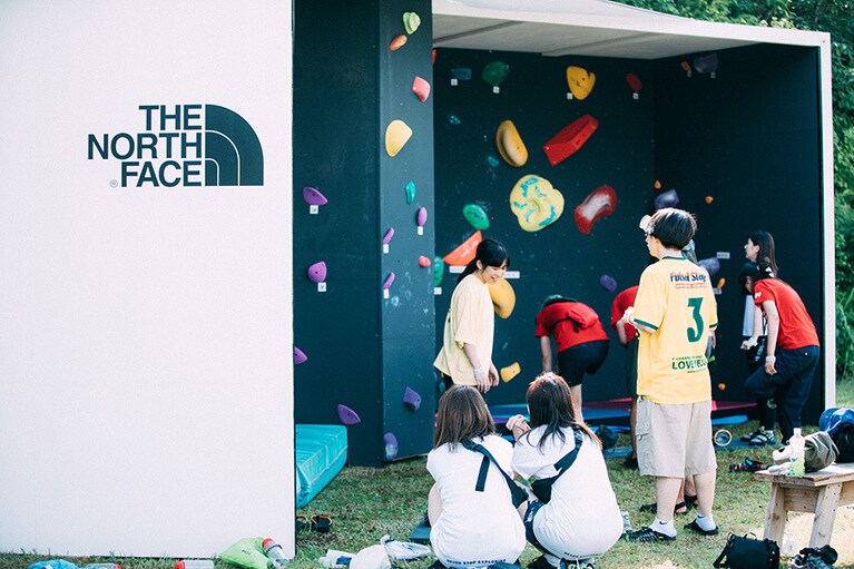 自然の中で、ボルダリング体験！