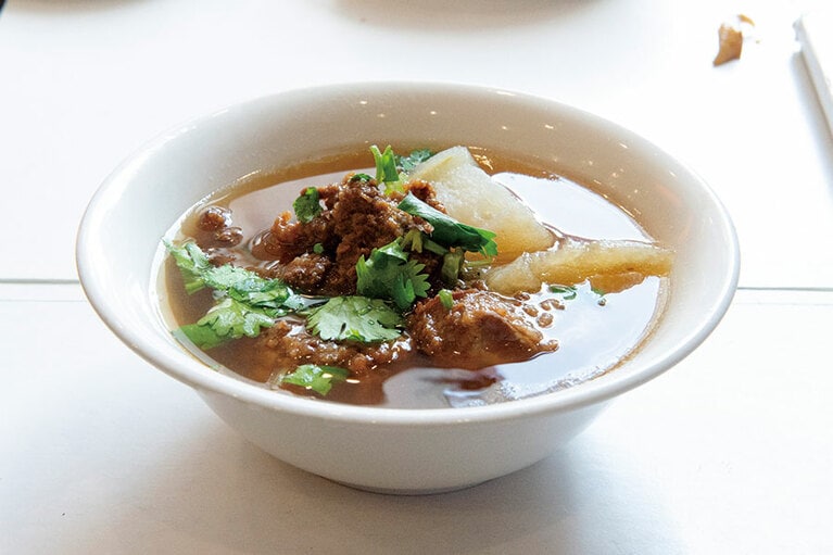 魯肉飯(大) 45元。