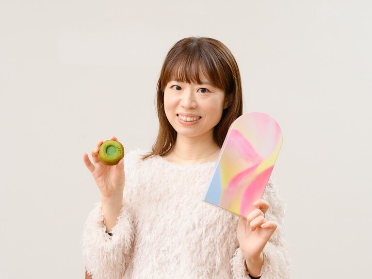 「パッケージが華やかで元気になれそう！　個包装でお渡ししやすいですよ」（茂木さん）