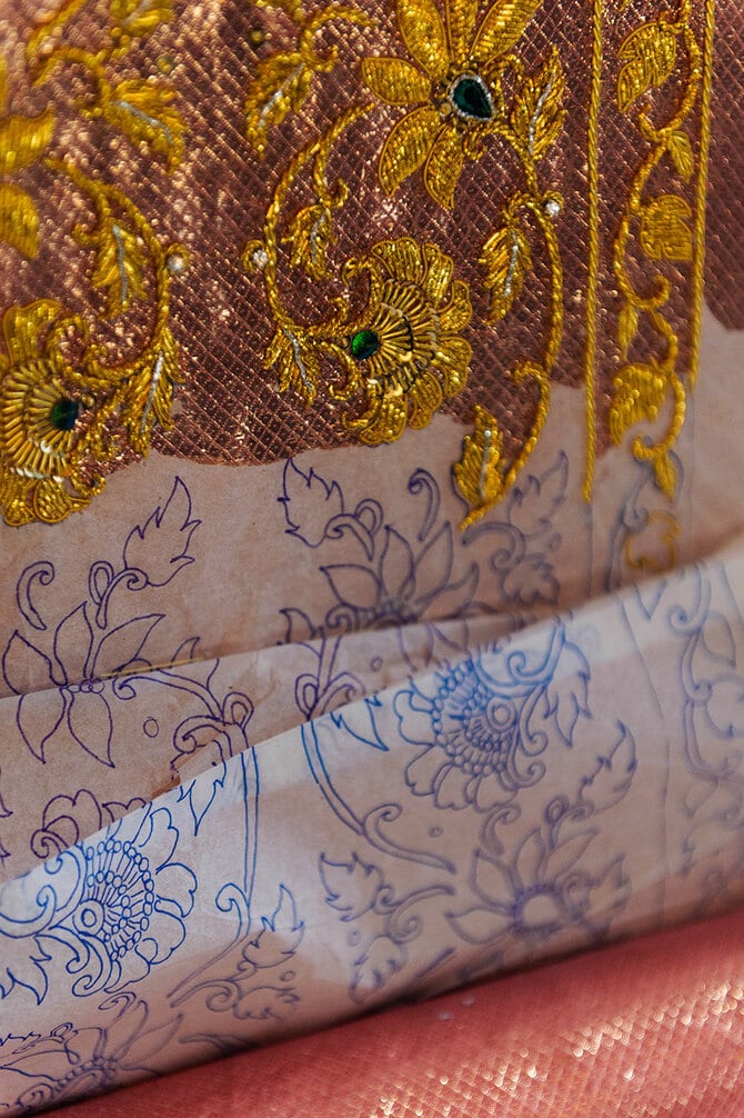 新品希少タイの王室で使われていた伝統工芸品 新品希少タイの王室で使われていた伝統工芸品