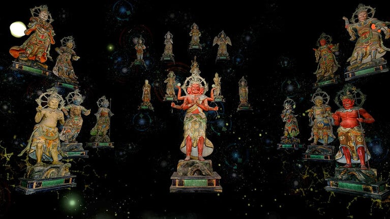 荘厳な曼荼羅の世界が目前に。